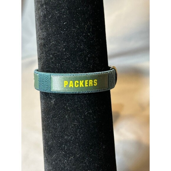 NFL Green Bay Packers Cuff Bracelet - Picture 2 of 3